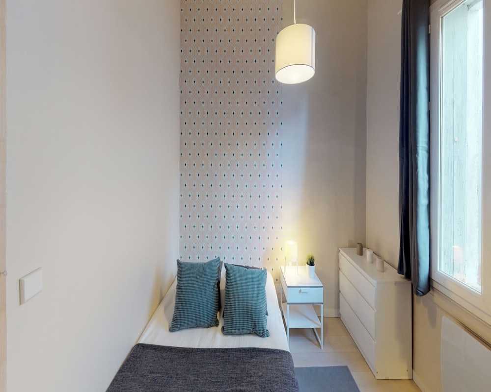 Private room in Cours Gambetta, Montpellier (1522835) room image 1