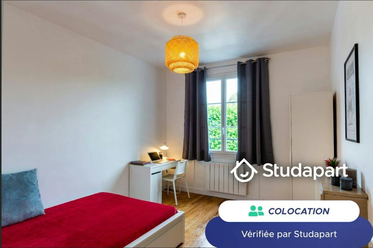 Pièce à Compiègne