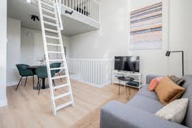 Appartement à louer pour 1 250 €/mois à Nijmegen, Berg en Dalseweg