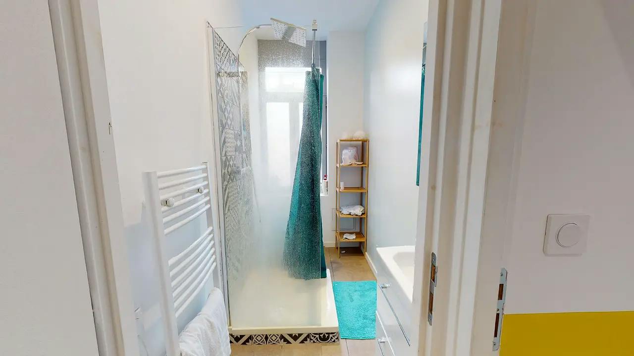 Private room in Rue Ghesquières, Lille (1523119) room image 5