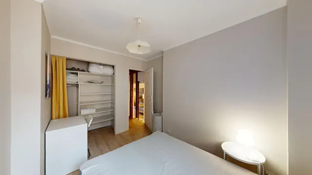 Private room in Rue des 3 Rois, Poitiers (1523121) room image 1