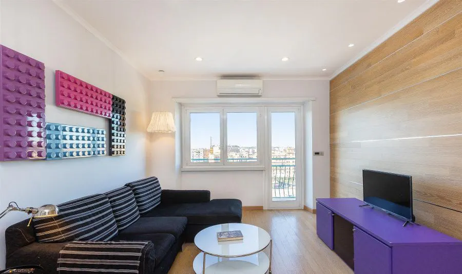 2-Bedroom Apartment in Viale delle Cave Ardeatine, Rome (1523125) ROOM 2