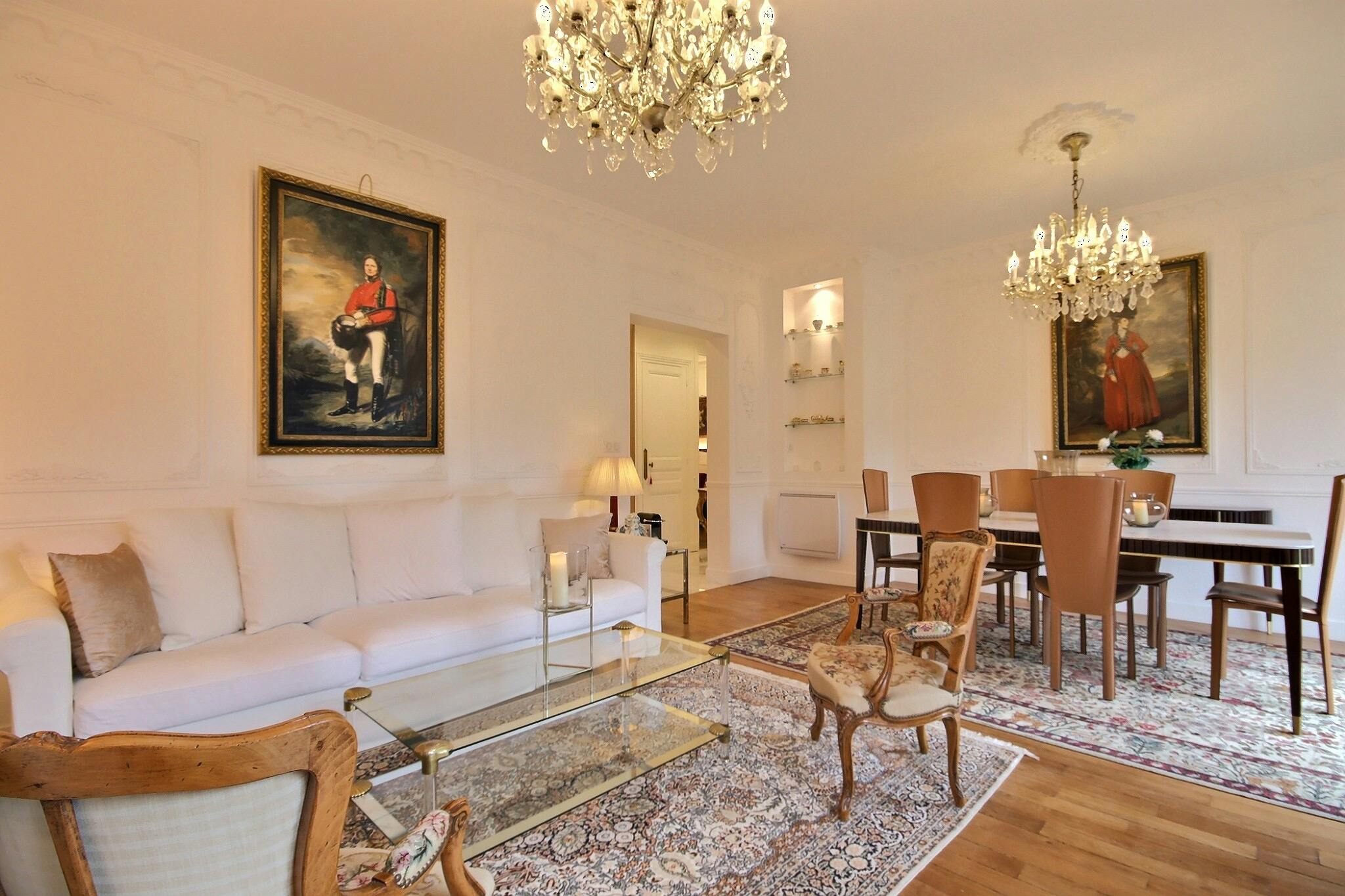 Apartment for rent for €4,860 per month in Paris, Rue Pergolèse