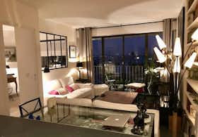 Lägenhet att hyra för 1 800 € i månaden i Paris, Rue des Vignes