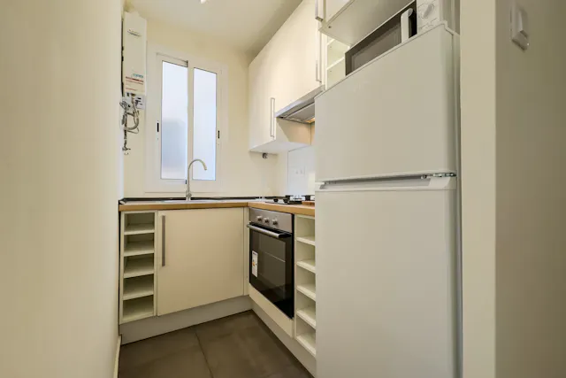 1-Bedroom Apartment in Carrer del Comte Borrell, Barcelona (1523316) room image 40