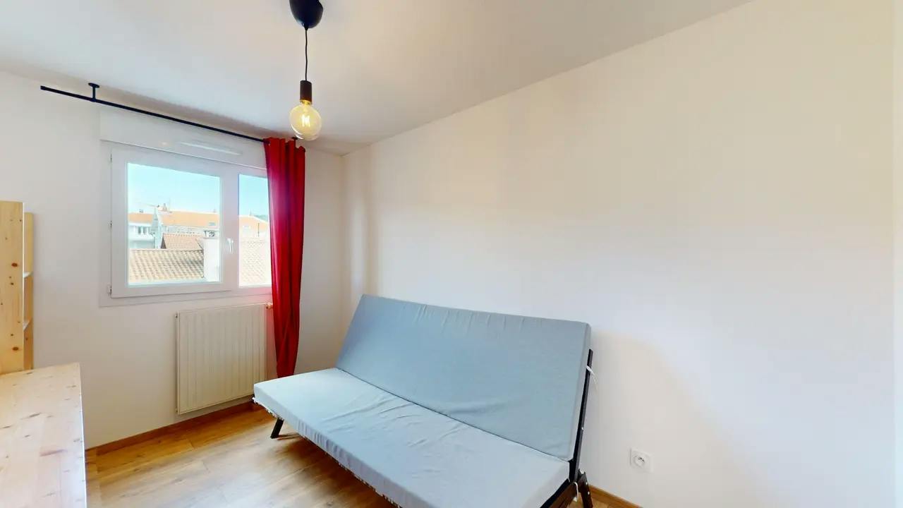 2-Bedroom Apartment in Rue Docteur Hôspital, Clermont-Ferrand (1523339) ROOM 4