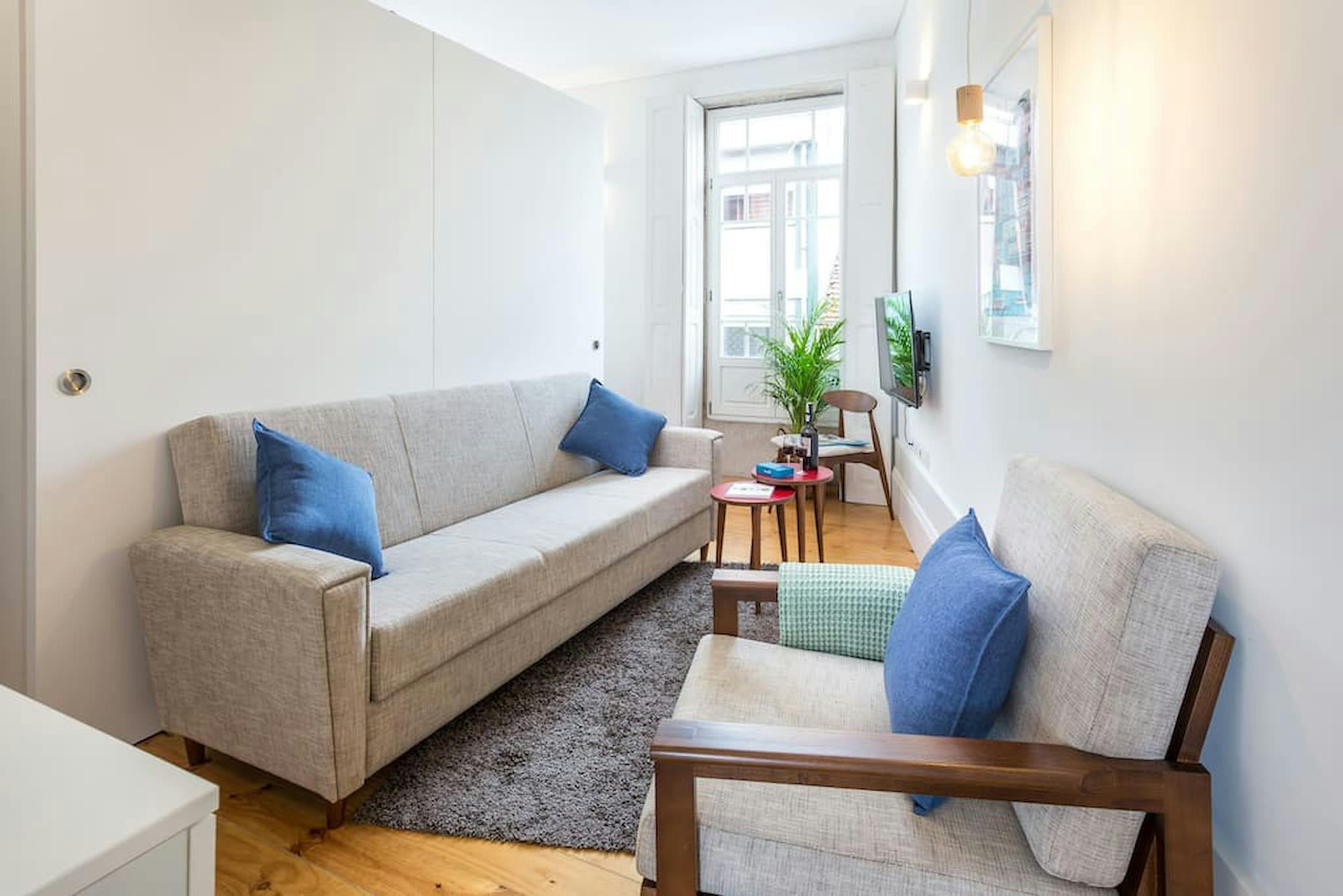 Wohnung zu mieten für 9.999 € pro Monat in Porto, Rua da Alegria