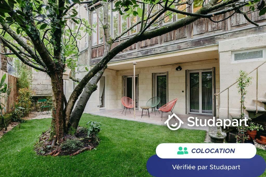 Private room for rent on Rue de Catros, Bordeaux - Plus