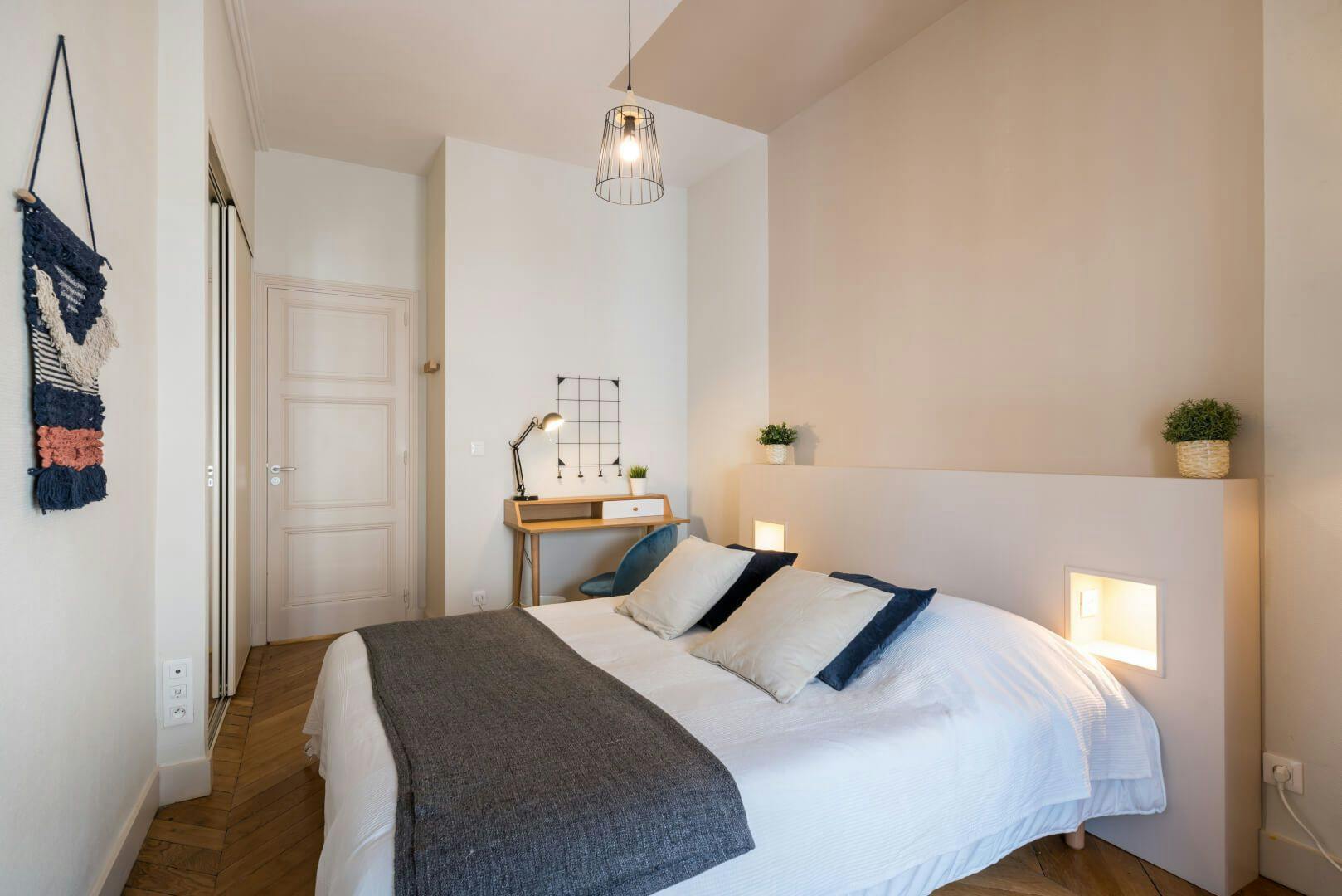 Apartment Lyon, 146m² — photo 1