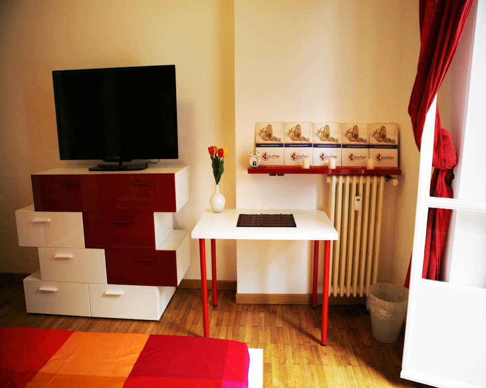 Via Niccolò Paganini, Milan preview