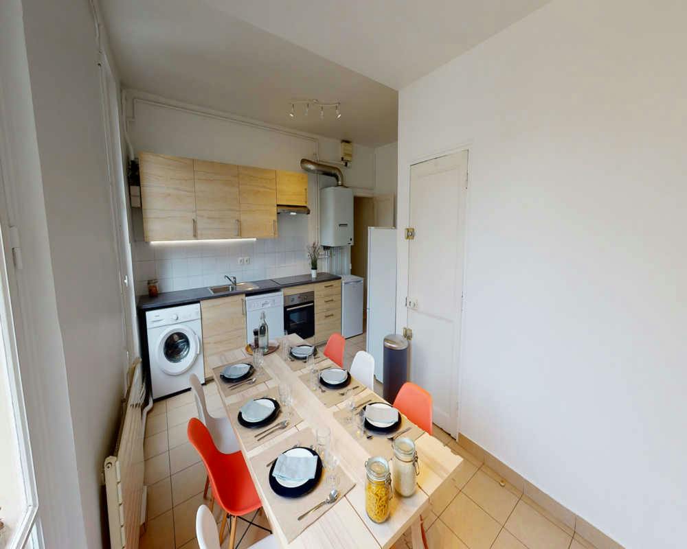 Private room in Rue Saint-Dominique, Paris (1523702) room image 7