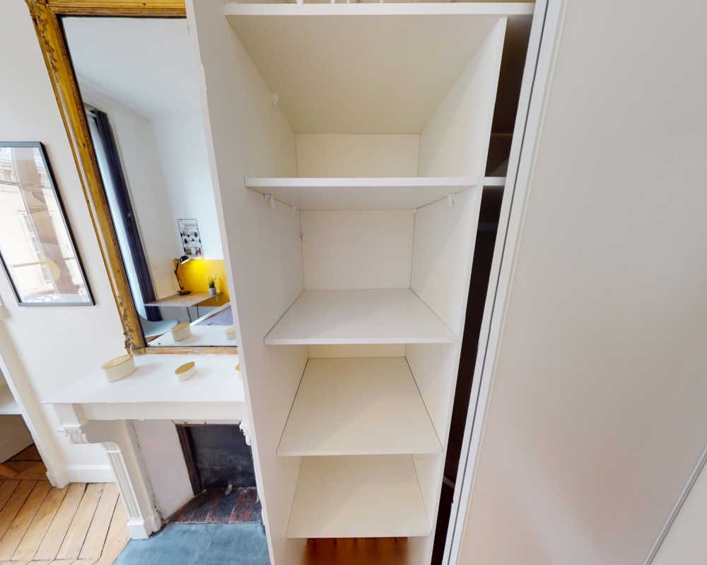 Private room for rent on Rue Saint-Dominique, Paris - Vue 4