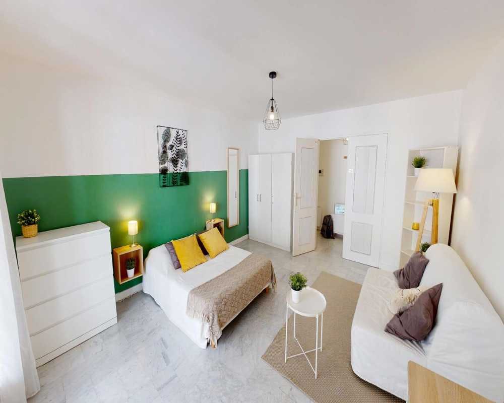 Rue Cavenne, Lyon preview