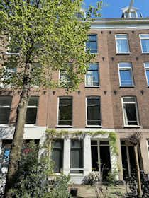 Appartement à louer pour 1 700 €/mois à Amsterdam, Saenredamstraat