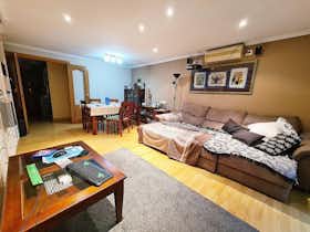 Lägenhet att hyra för 650 € i månaden i Cornellà de Llobregat, Carrer de la Miranda