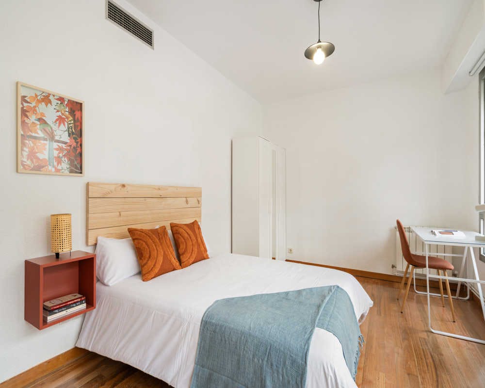 Calle de Mesena, Madrid preview