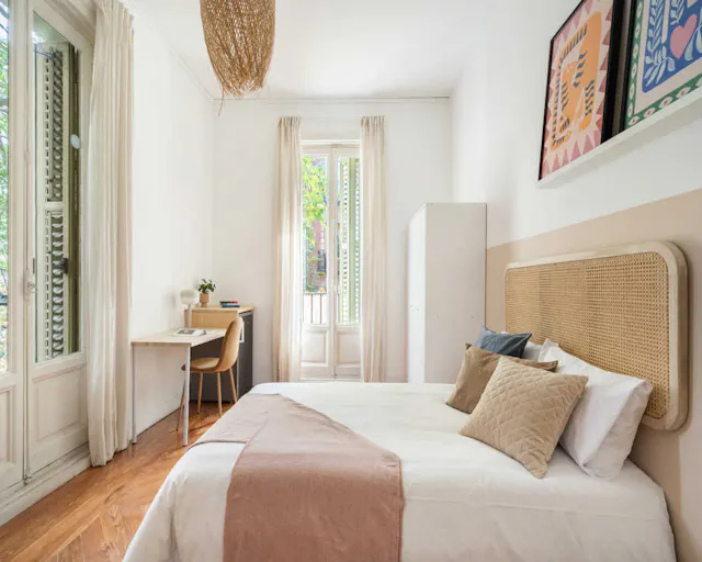 Private room in Calle de Padilla, Madrid (1523812) room image 1
