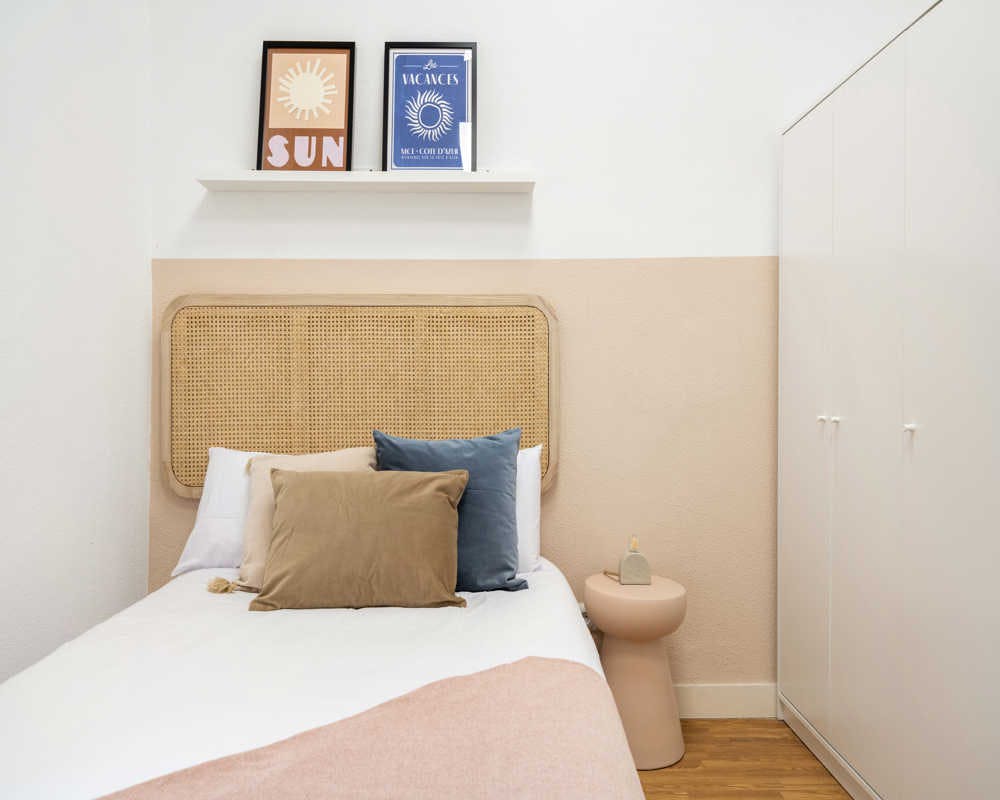 Private room in Calle de Padilla, Madrid (1523815) room image 1