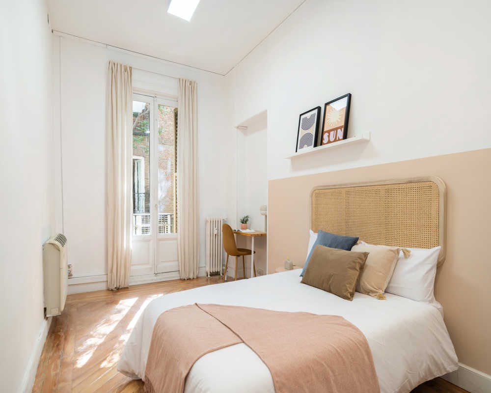 Private room in Calle de Padilla, Madrid (1523816) room image 2