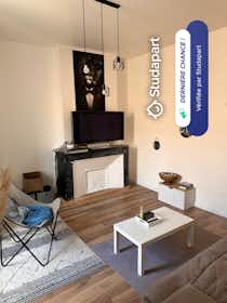 Apartamento para alugar por € 635 por mês em Béziers, Rue Massol