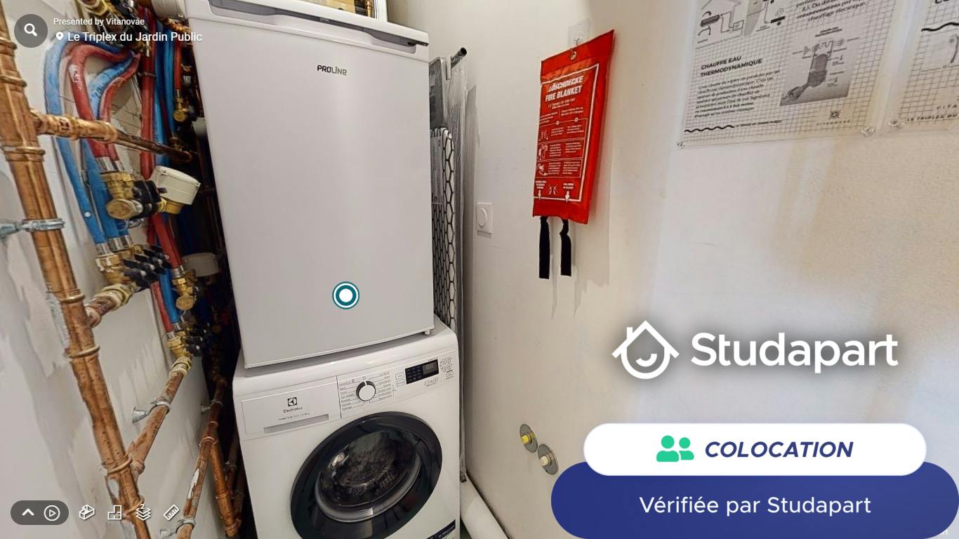 Private room for rent on Rue David Johnston, Bordeaux - Plus