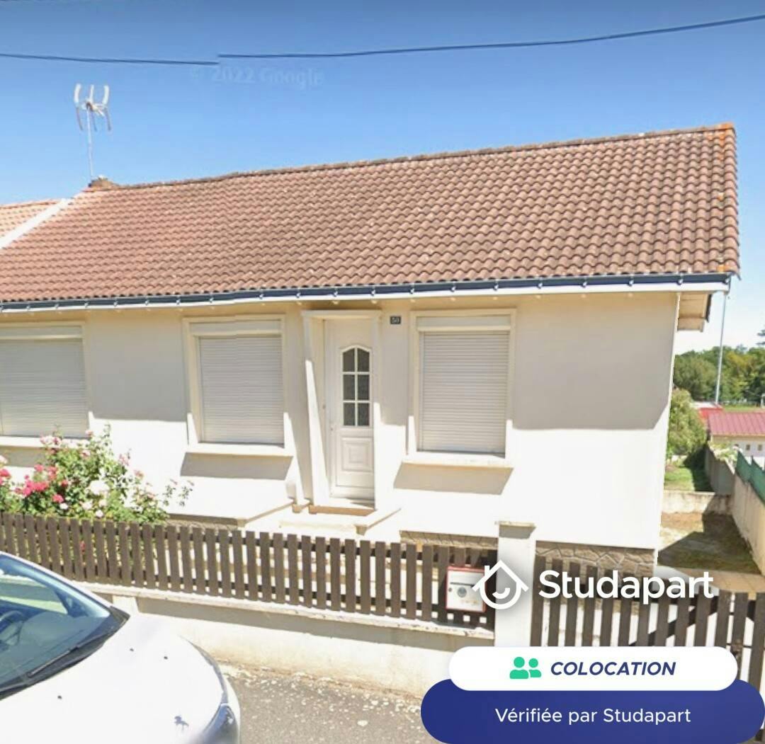 Chambre privée à louer pour 400 €/mois à La Roche-sur-Yon, Rue du Commandant Raynal