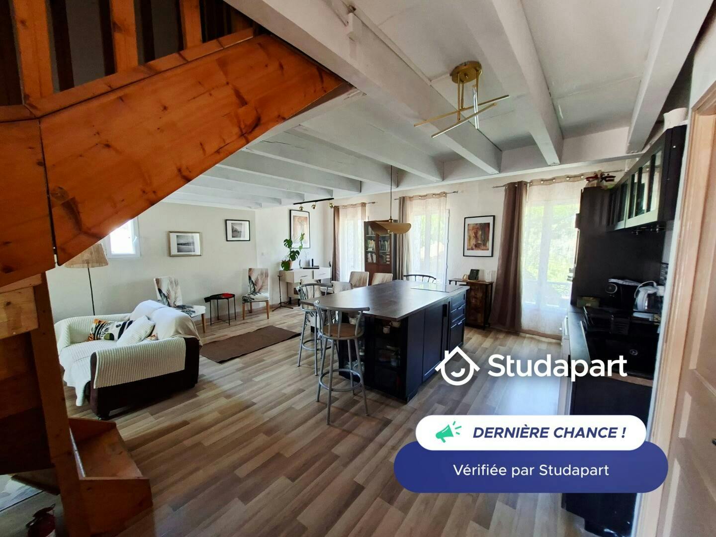Apartament de închiriat pentru 1.500 EUR pe lună în Le Pradet, Rue Victor Courbebaisse