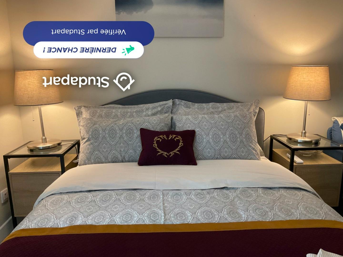 Wohnung zu mieten für 900 € pro Monat in Vallauris, Avenue Georges Pompidou