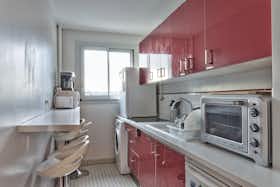 Private room for rent for €797 per month in Paris, Allée de Fontainebleau