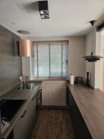 Apartamento en alquiler por 1200 € al mes en Hamburg, Sandort