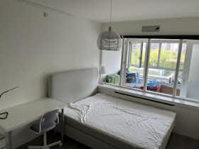 Privé kamer te huur voor € 875 per maand in Rotterdam, Karel Doormanstraat