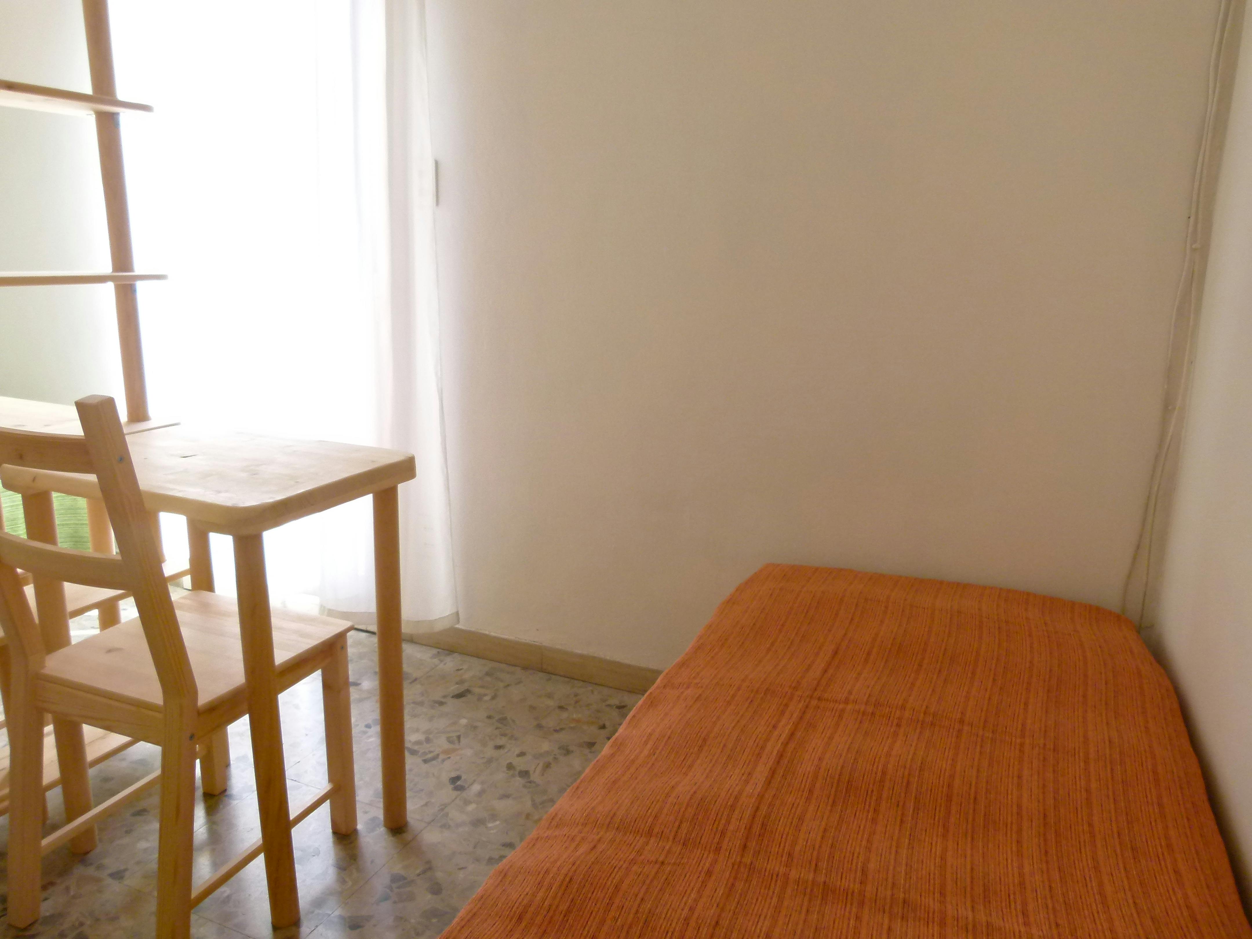 Double room Bologna, 1 bed, 13m² — photo 12