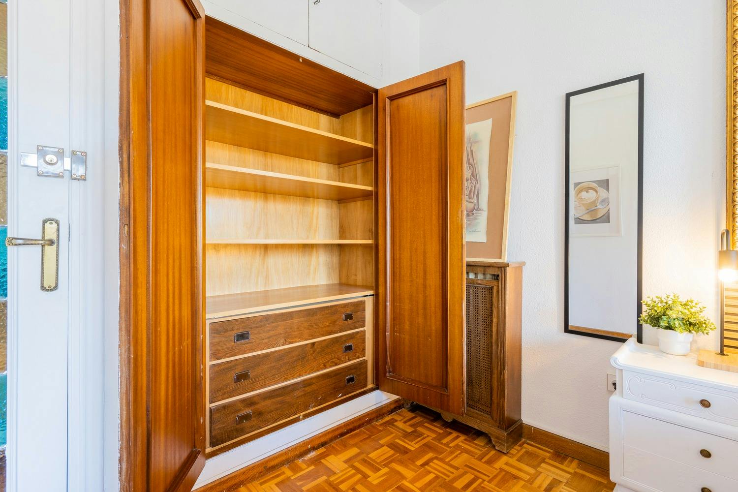 Apartment Valencia, 160m² — photo 1