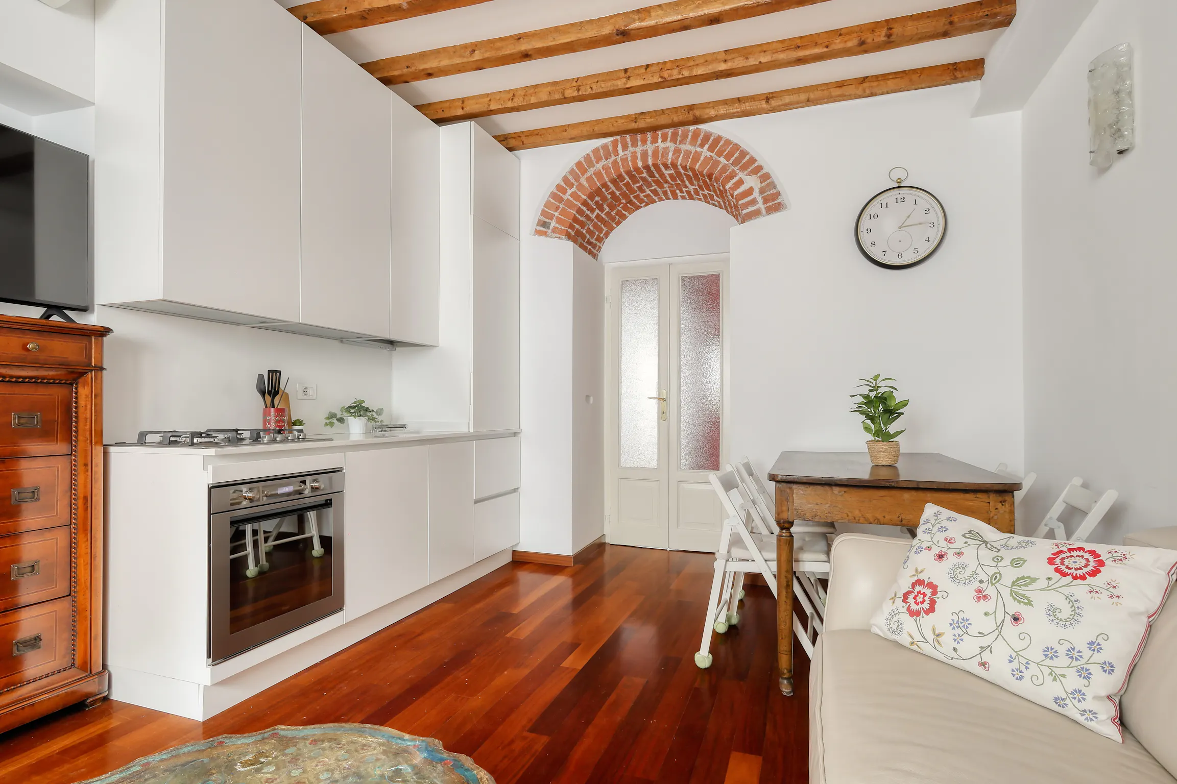 2-Bedroom Apartment in Largo La Foppa, Milan (1524583) ROOM 2