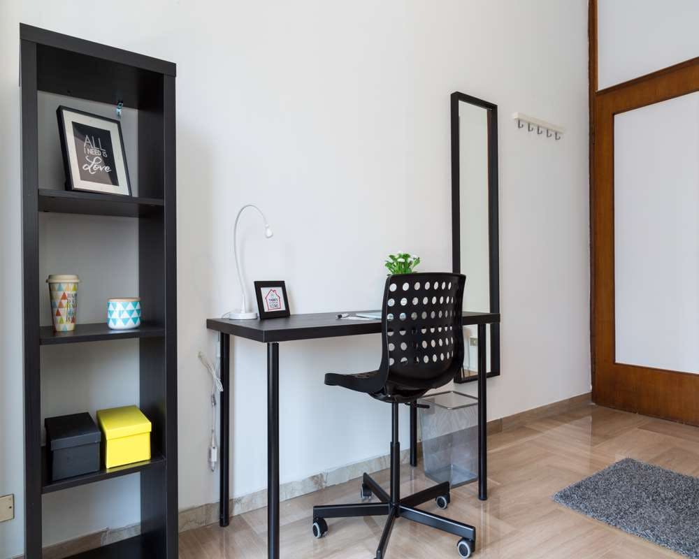 Via Carlo Botta, Milan