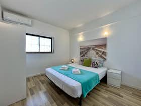 Apartment for rent for €998 per month in Albufeira, Rua Bartolomeu Dias
