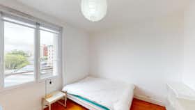Отдельная комната сдается в аренду за 400 € в месяц в Brest, Rue de Valmy