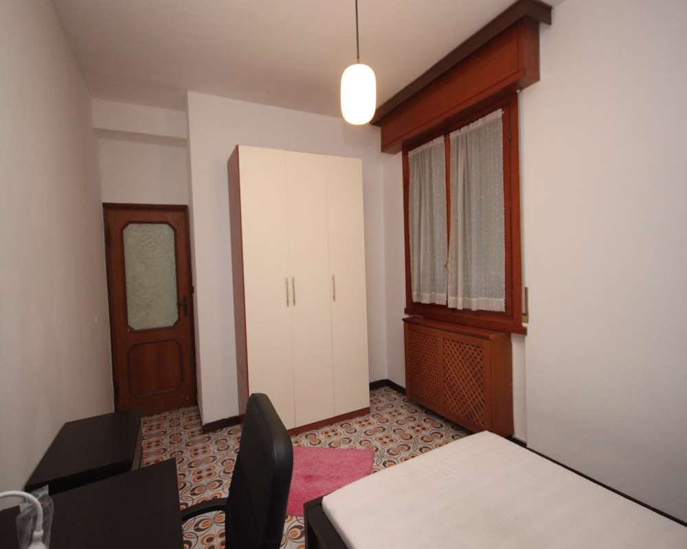 Via Sebastiano Veniero, Milan