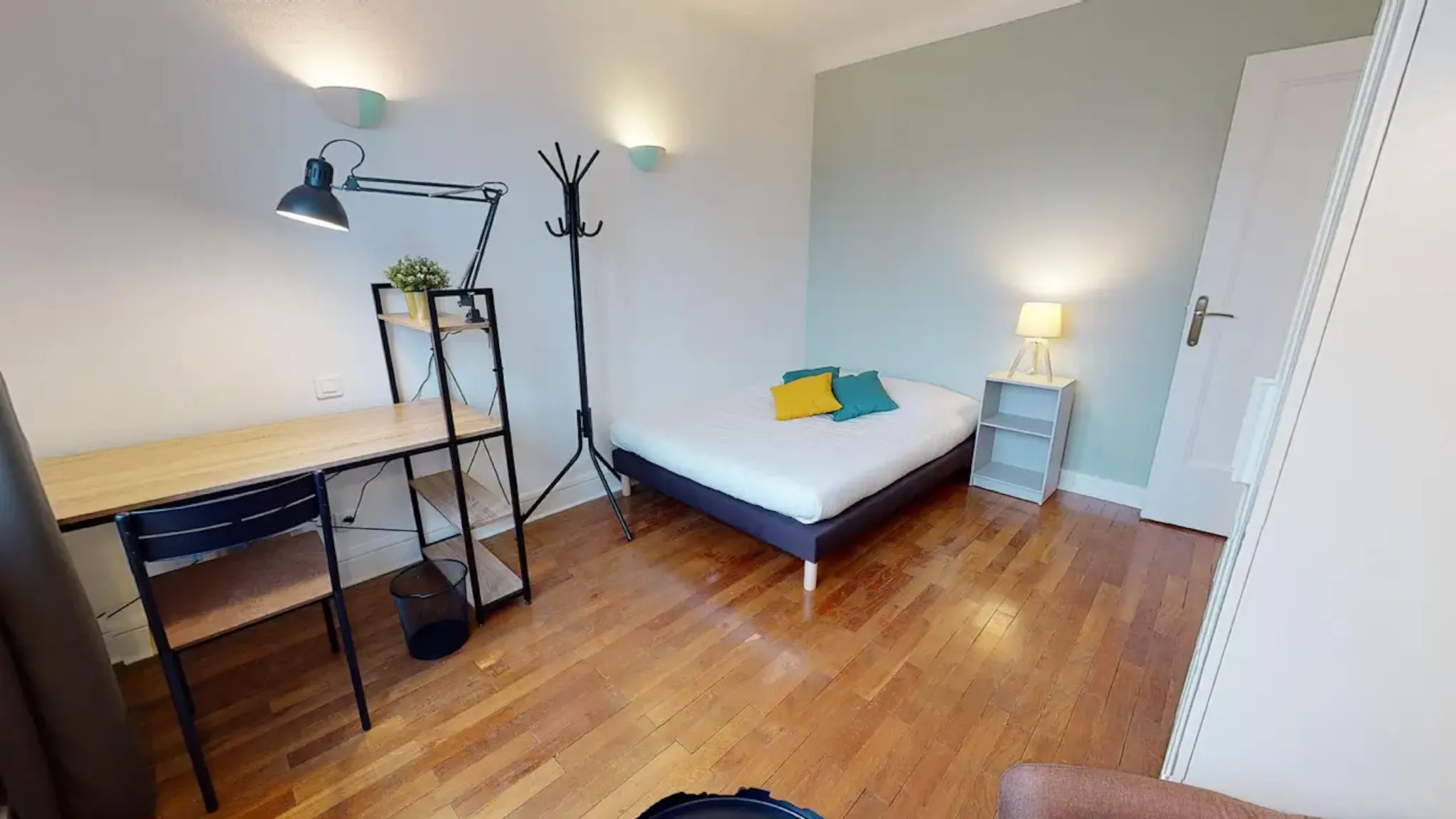 Rue Descartes, Villeurbanne preview
