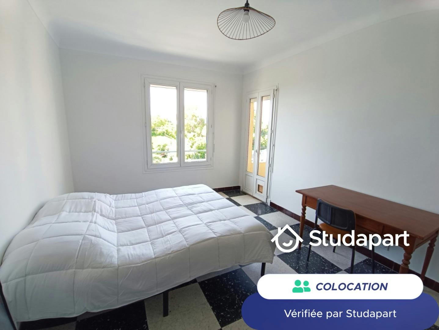 Отдельная комната сдается в аренду за 550 € в месяц в Nice, Boulevard René Cassin