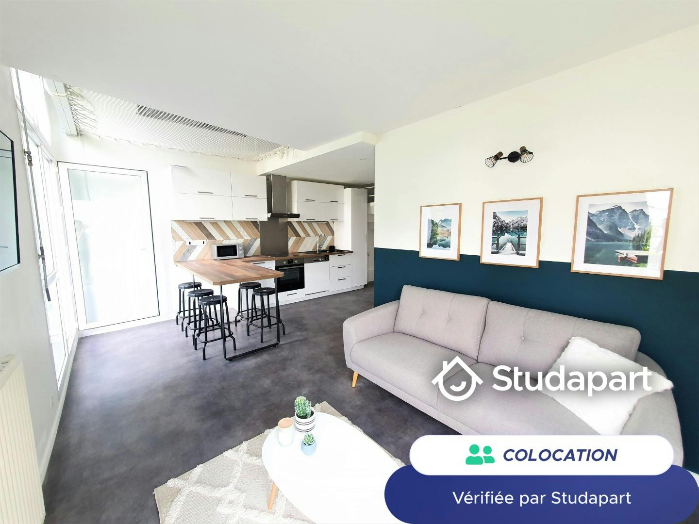 Private room for rent for €410 per month in Angers, Avenue du Grésillé