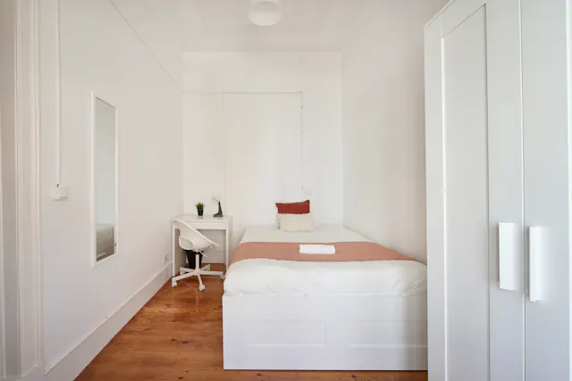 Private room in Rua Chaby Pinheiro, Lisbon (1525317) room image 2