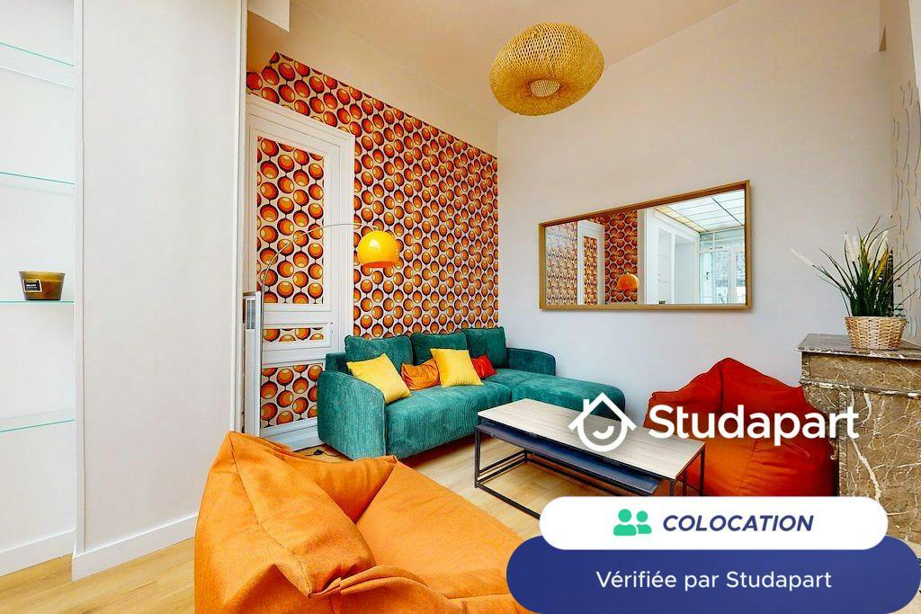 Private room for rent on Boulevard Bigo Danel, Lille - Plus