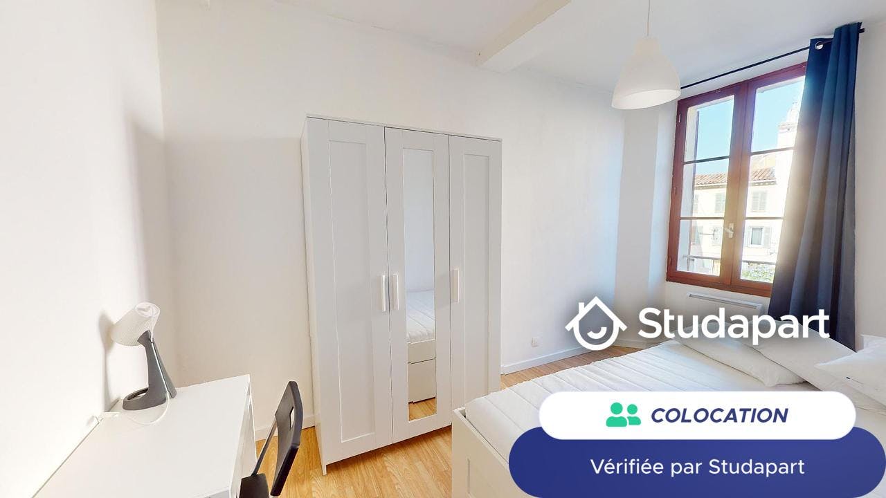 Private room for rent on Rue Michel de Bourges, Toulon