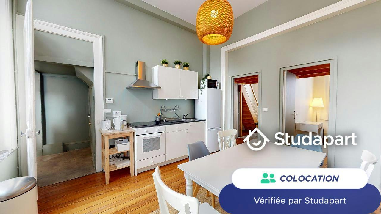 Private room for rent on Rue de Cambrai, Lille - Plus