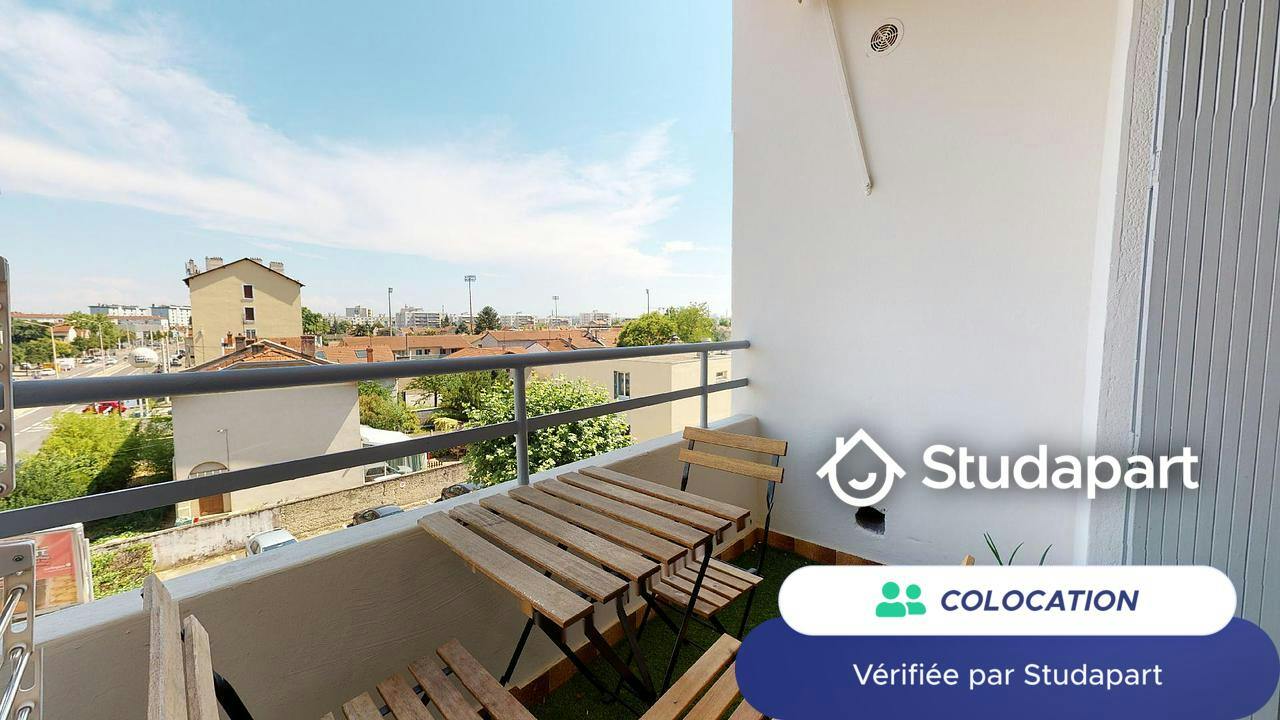 Private room for rent on Rue Hugues Guérin, Lyon - Vue 4