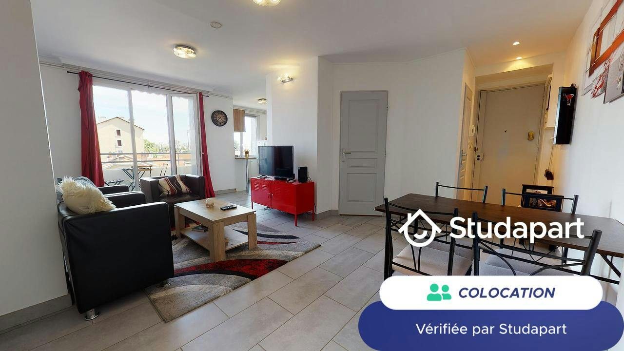 Private room for rent on Rue Hugues Guérin, Lyon - Vue 3