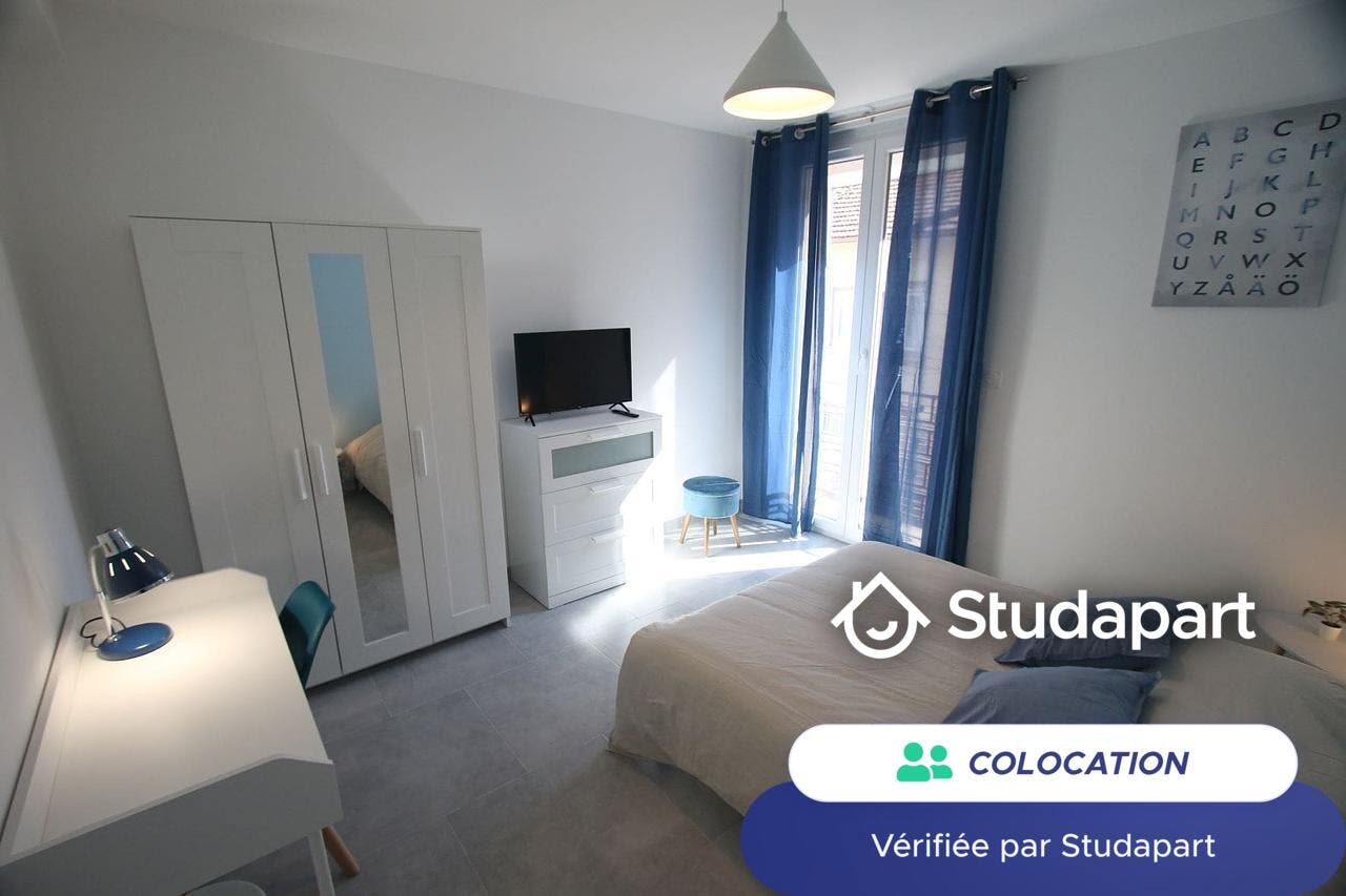 Private room for rent on Avenue de Valbourdin, Toulon – pohled 3