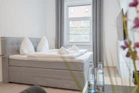 公寓 正在以 €1,400 的月租出租，其位于 Hannover, Geibelstraße