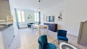Appartement te huur voor € 1.588 per maand in Nice, Rue Centrale